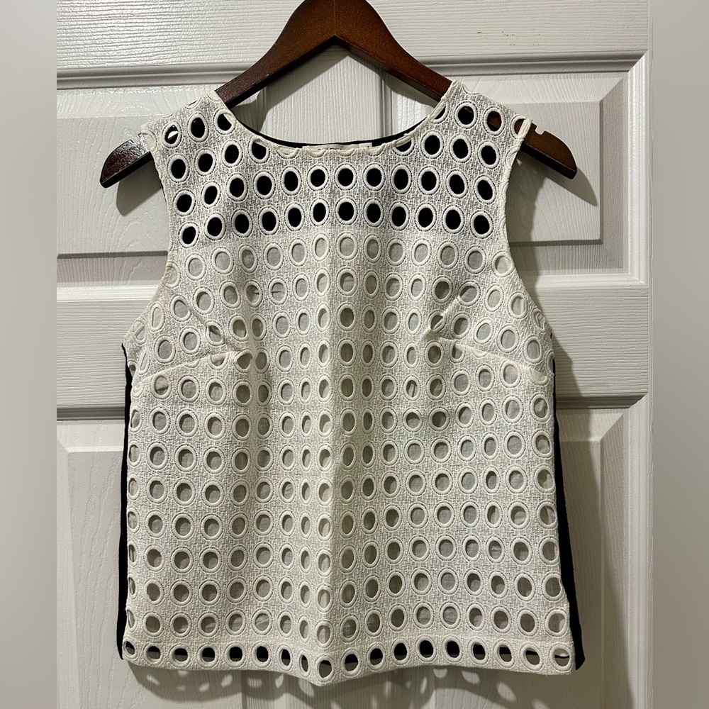 BAILEY 44 Size M Ivory Black Crochet Macrame Crop Top R $98 - Picture 4 of 9